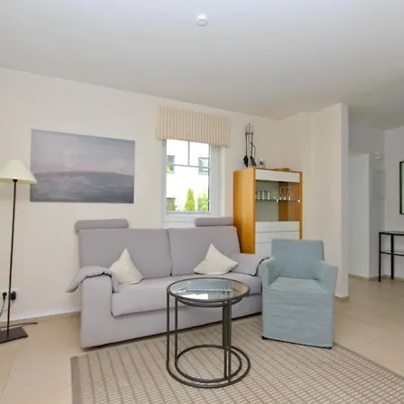 Apartamento Strandnahe Mit Terrasse, Gratis Nutzung Vom Ahoi Erlebnisbad Und Sauna In Sellin - Rex Rugia 28-1 Lobbe