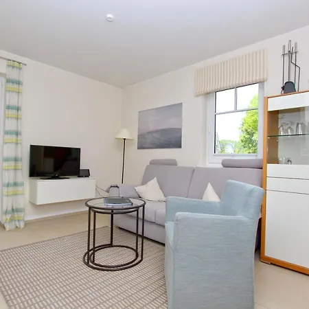 Strandnahe Rex Rugia: Terrace & Ahoi Access Apartment *