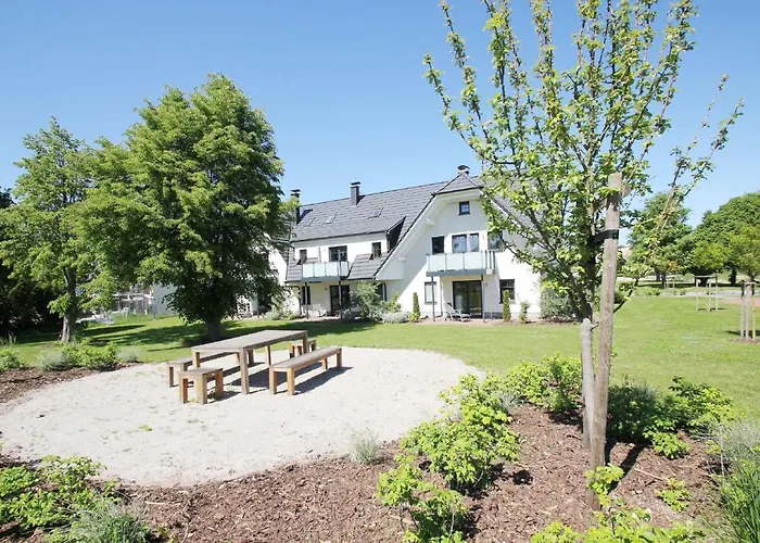 Апартаменты Strandnahe Mit Terrasse, Gratis Nutzung Vom Ahoi Erlebnisbad Und Sauna In Sellin - Rex Rugia 28-1 Лоббе